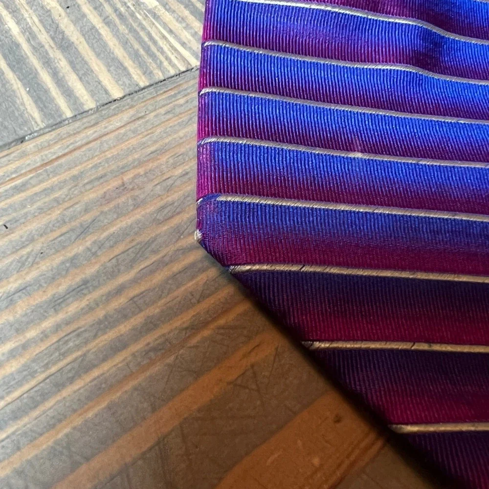 Nautica‎ Mens Necktie 100% Silk Striped Purple Blue Flawed